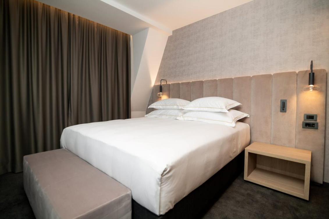 Elegans Hotel Brdo คราน ภายนอก รูปภาพ